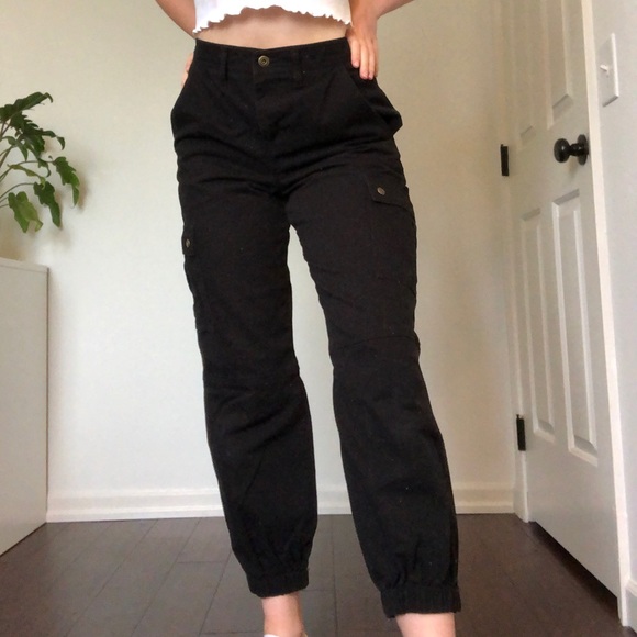 Black cargo pants fitted ankle perfect condition - Picture 2 of 5